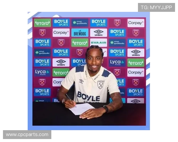 西汉姆联新球场揭幕，球迷期待新赛季表现持续提升