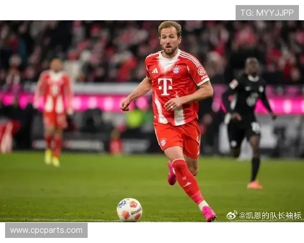 哈里·凯恩对阵阿尔巴尼亚比赛中取得进球 哈里·凯恩对阵阿尔巴尼亚比赛中取得进球