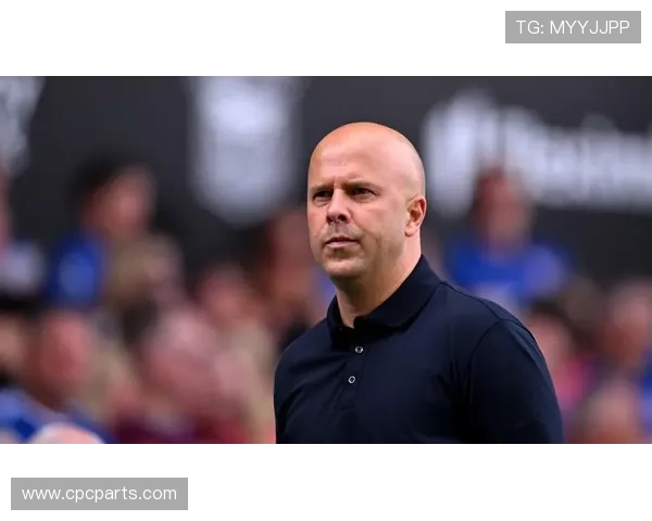 利物浦:新周期重建初见成效,球队稳定性与竞争格局正逐步变化 利物浦:新周期重建初见成效,球队稳定性与竞争格局正逐步变化