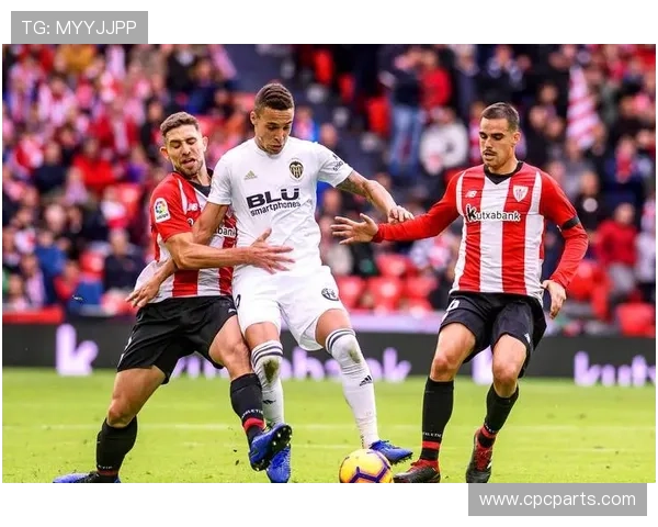 巴黎圣日耳曼防线频频被打穿，体系崩坏成隐患，稳定性面临考验